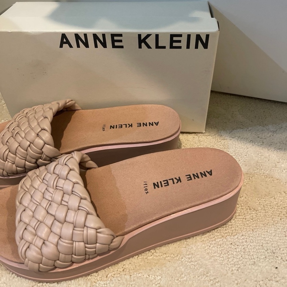 Anne Klein platform slides